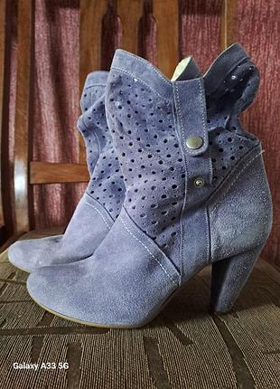 Замшевые сапожки,италия🤩