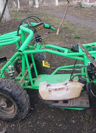 Продам квадроцик недороблений