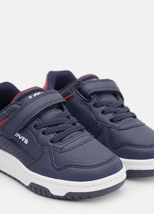 Levi’s kids кросівки для хлопчика 28,29,31 розмір