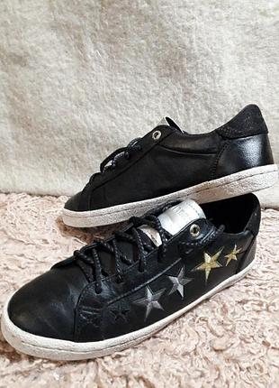 Брендовые кроссовочки superdry, 38 размер