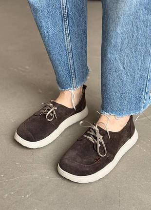 Темно коричневі замшеві ортопедичні кеди з широкою устілкою