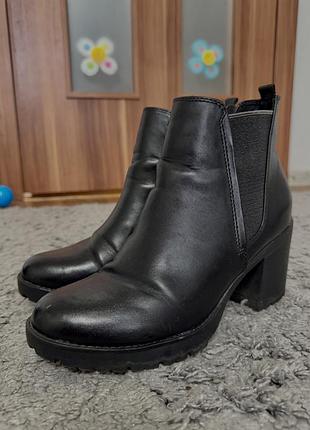 Продам ботинки сапожки