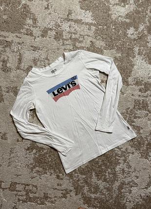 Оригинальная тонкая кофточка levis