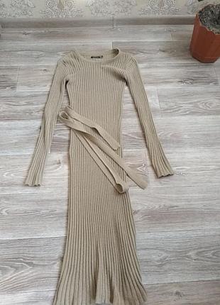 Платье резинка