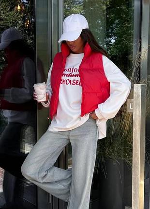 Дутая укороченная жилетка рр м