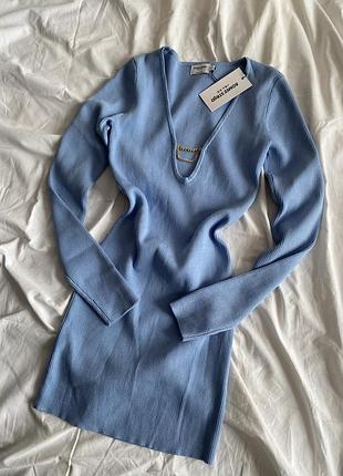 Шикарное голубое платье от na-kd