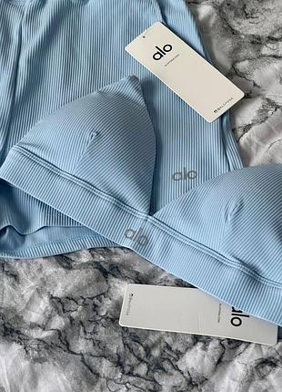 Костюм alo yoga топ шорти ало бра