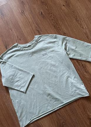 Оливковая футболка фисташковая украинского бренда rikky hype оверсайз удлиненная