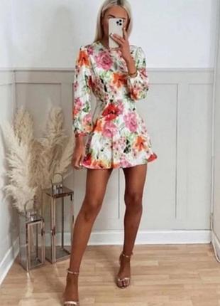 Короткое платье с цветочным принтом zara лен