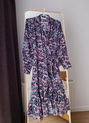 Платье на запах