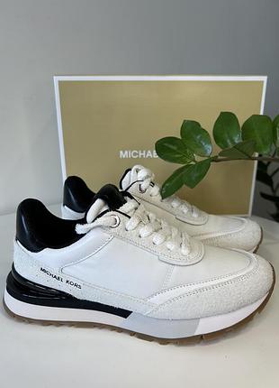Женские кроссовки michael kors