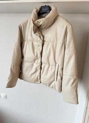 Куртка stradivarius