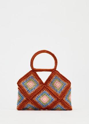 Вязаная крючком сумка-мешок с бисером zara