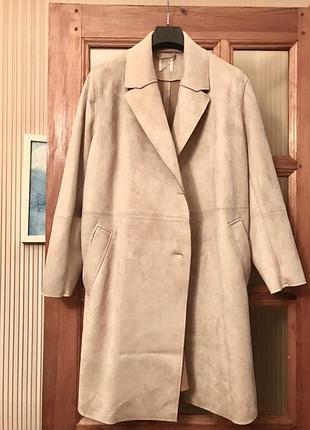 Легке пальто 54