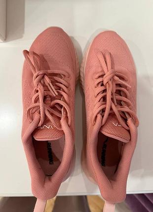 Кросівки anta