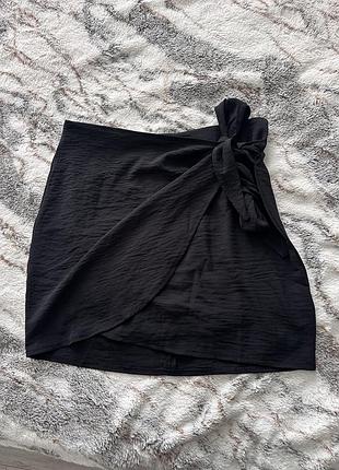 Чорна спідниця shein 2