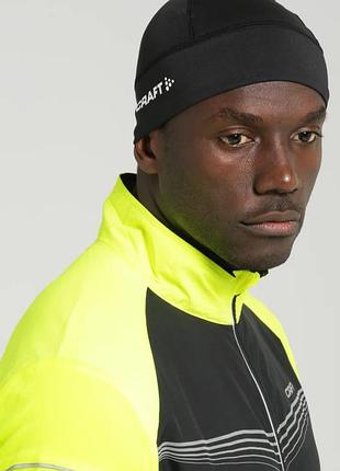 Чорна спортивна шапка з лого написом ✨look ✨ light Scott hat шапочка унісекс з контрастним принтом спереду з логотипом