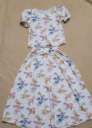 Костюм летний на девочку 7 г.