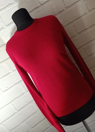 Жіночий светр uniqlo 100% вовна червоного кольору uniqlo розмір xs