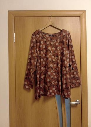 Хорошенька кофточка, светр розмір 26-28