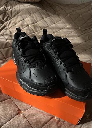 Nike air monarch original