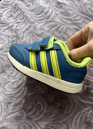 Кросівки для малечі adidas