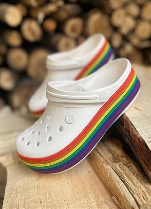 Женские кроксы сабо на платформе crocband platform rainbow crocs crocband platform rainbow crocs