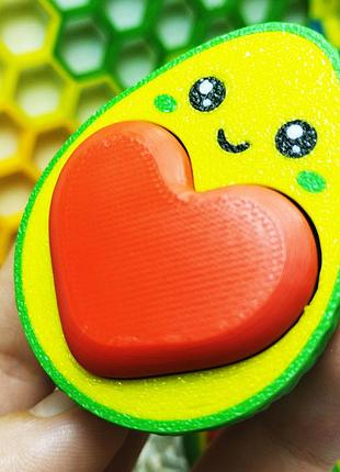 Авокадо клікер брелок сердечко avocado love 3d друк