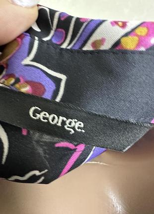 Стильная атласная рубашка в интересный принт10 фото