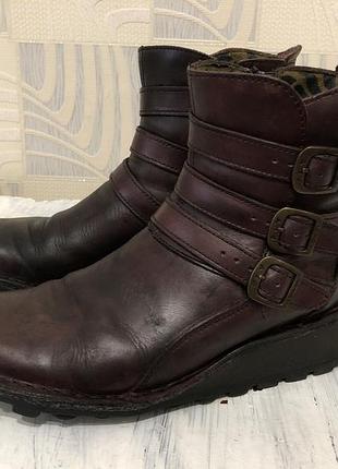 Черевики шкіряні натуральні б в  в хорошому стані