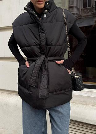 Жіноча жилетка на синтепоні