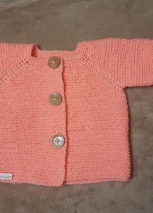 Кофтинка на гудзиках