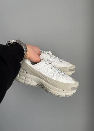 Nike zoom vomero roam summit white-light bone hv6410-100
