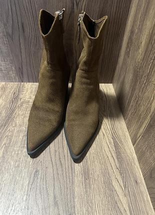 Козаки zara . чоботи