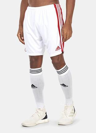 Спортивные футбольные шорты adidas