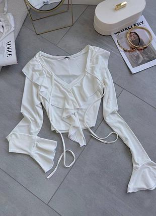 Трендовый топ из pinterest стильная женская кофта лонгслив с воланами