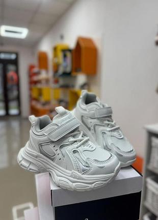 Кросівки для дівчинки 4