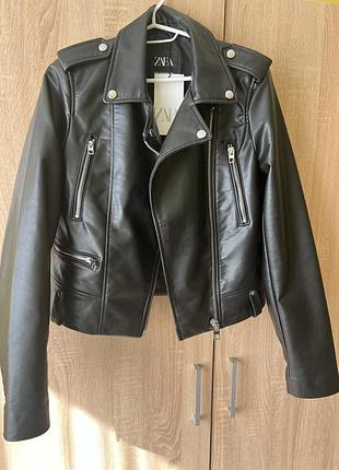 Косуха чорна, куртка zara жіноча, розмір xs