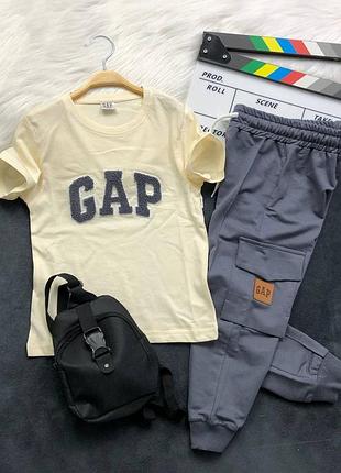 Спортивний костюм