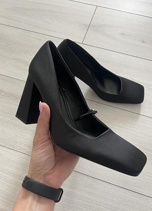 Туфлі zara
