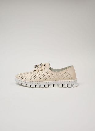 Женские мокасины allsy (lonza) молочные (бежевые) с перфорацией