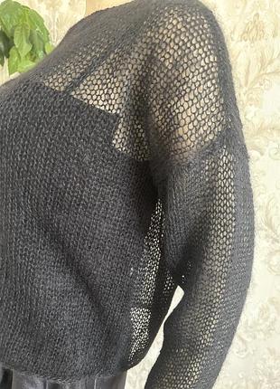 Павутинка на шовку