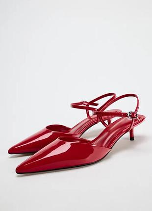 Красивые красные лакированные для туфли слингбеки zara