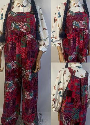 Яркий интересный комбинезон с карманами в стиле бохо