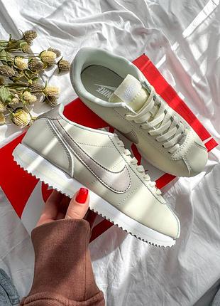 Nike cortez brown beige