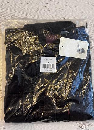 Джинсовая рубашка от бренда levi’s