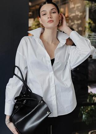 Женская белая хлопковая рубашка на пуговицах приталенного кроя