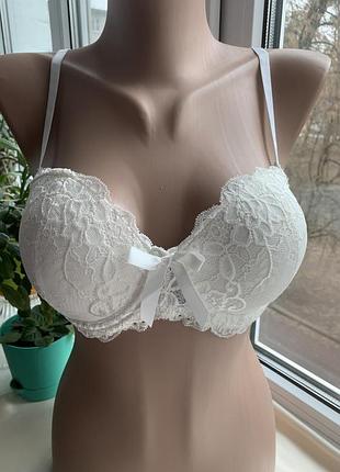 Ліфчик білий
