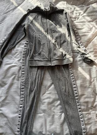 Спортивный костюм benetton
