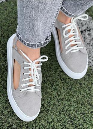 Летние кеды с открытой пяткой